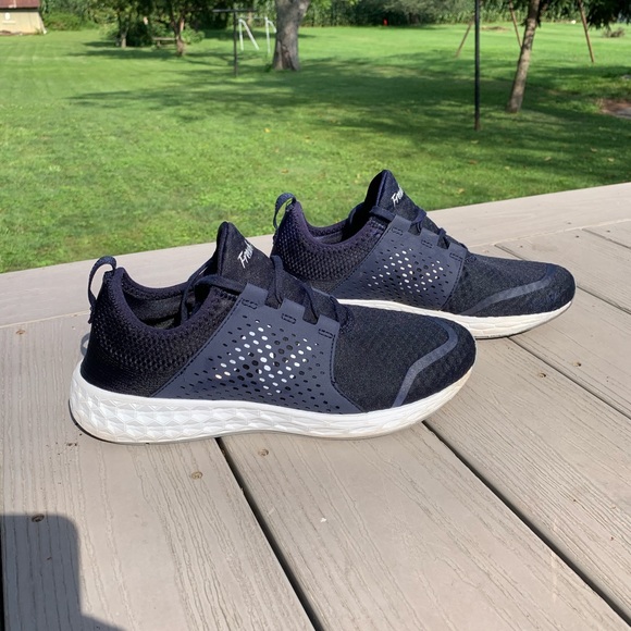 mens new balance cruz